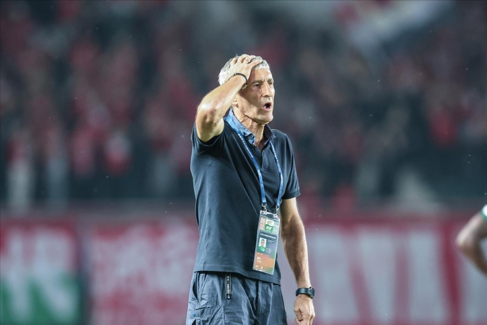 前的成都, 件各方面都 前的成都, 件各方面都