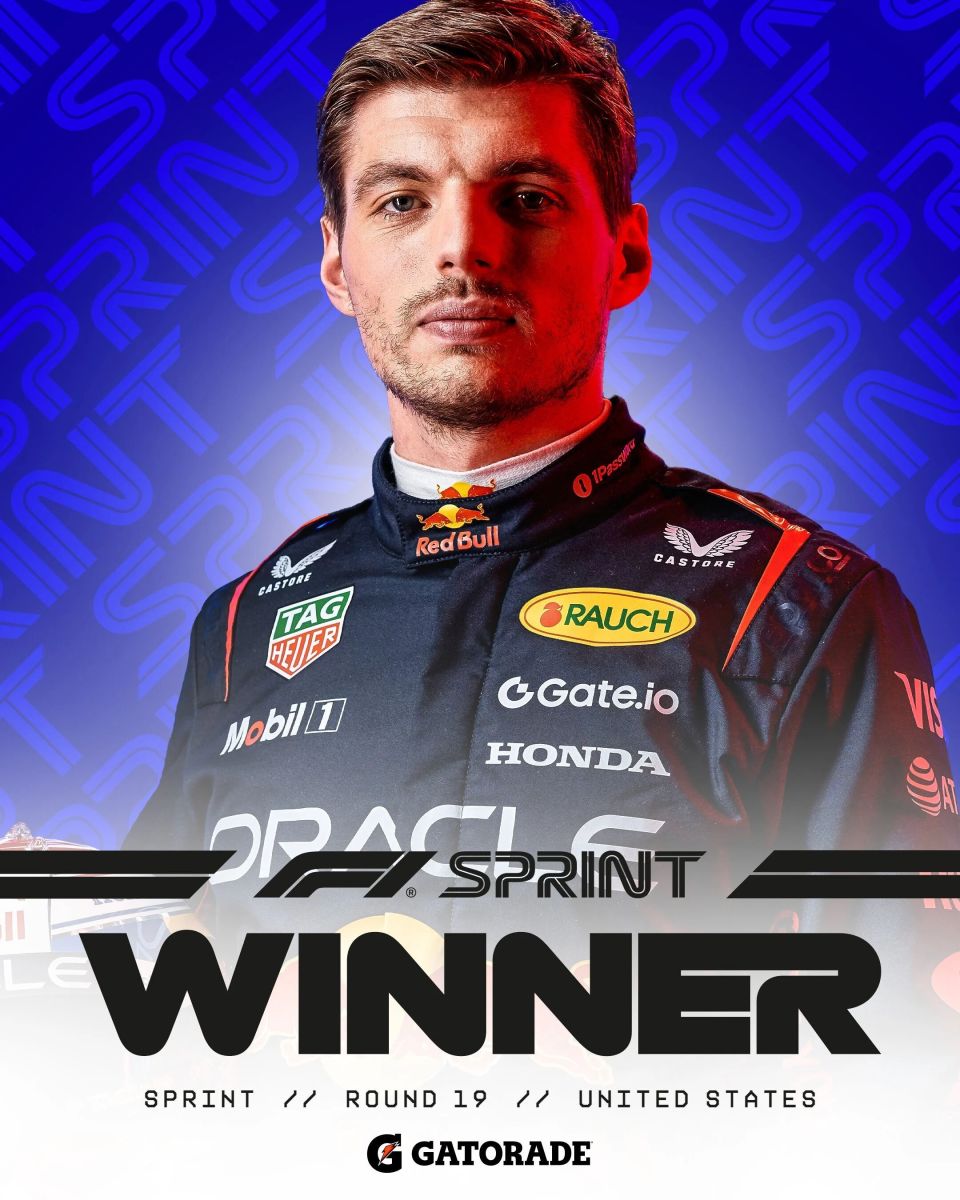 侧霍肯伯格, 两车发生碰, 头哥也退赛 侧霍肯伯格, 两车发生碰, 头哥也退赛